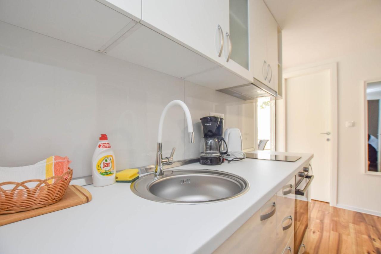 Mobile Home Dandelion Biograd Na Moru Exterior foto