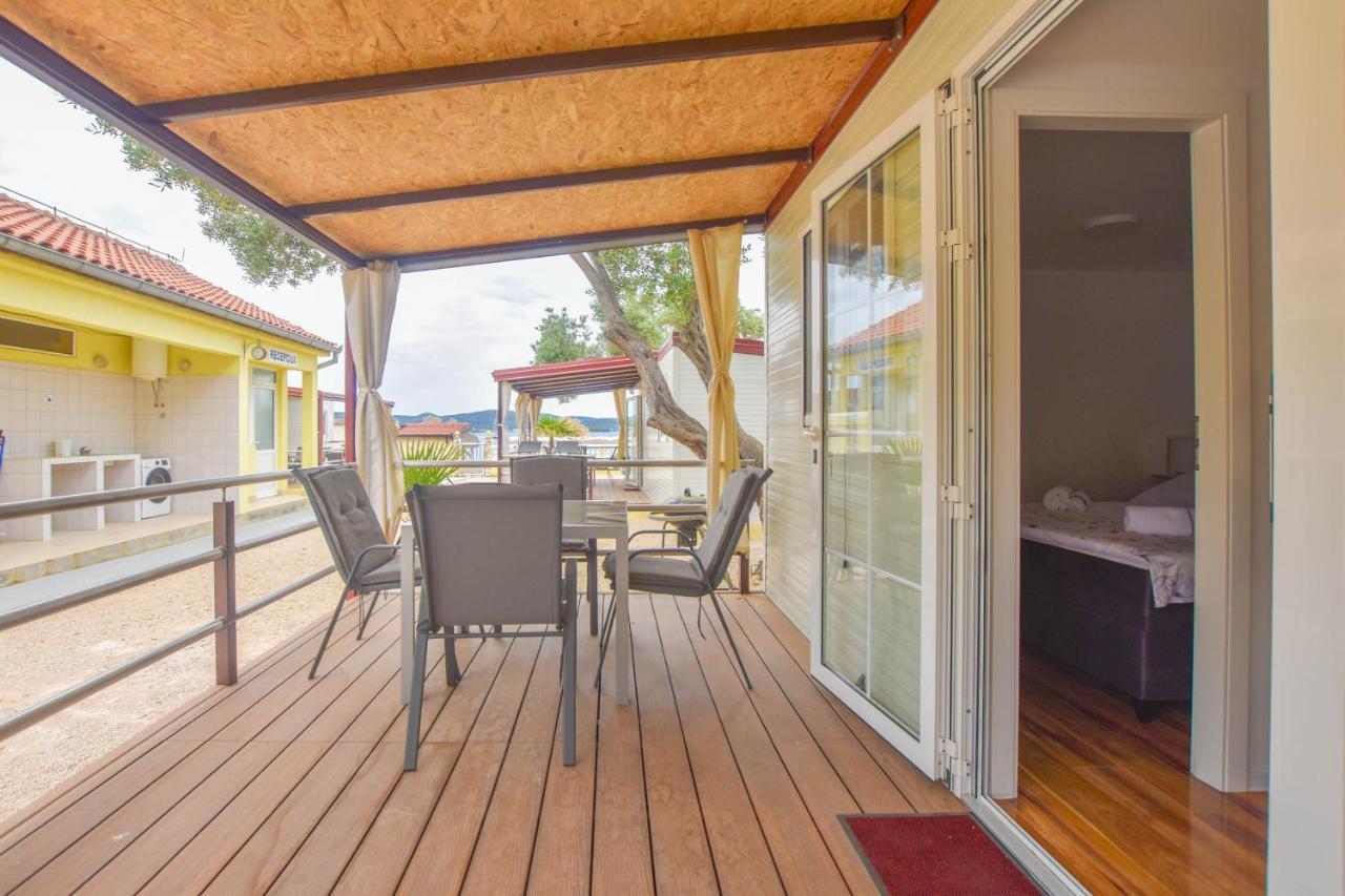 Mobile Home Dandelion Biograd Na Moru Exterior foto